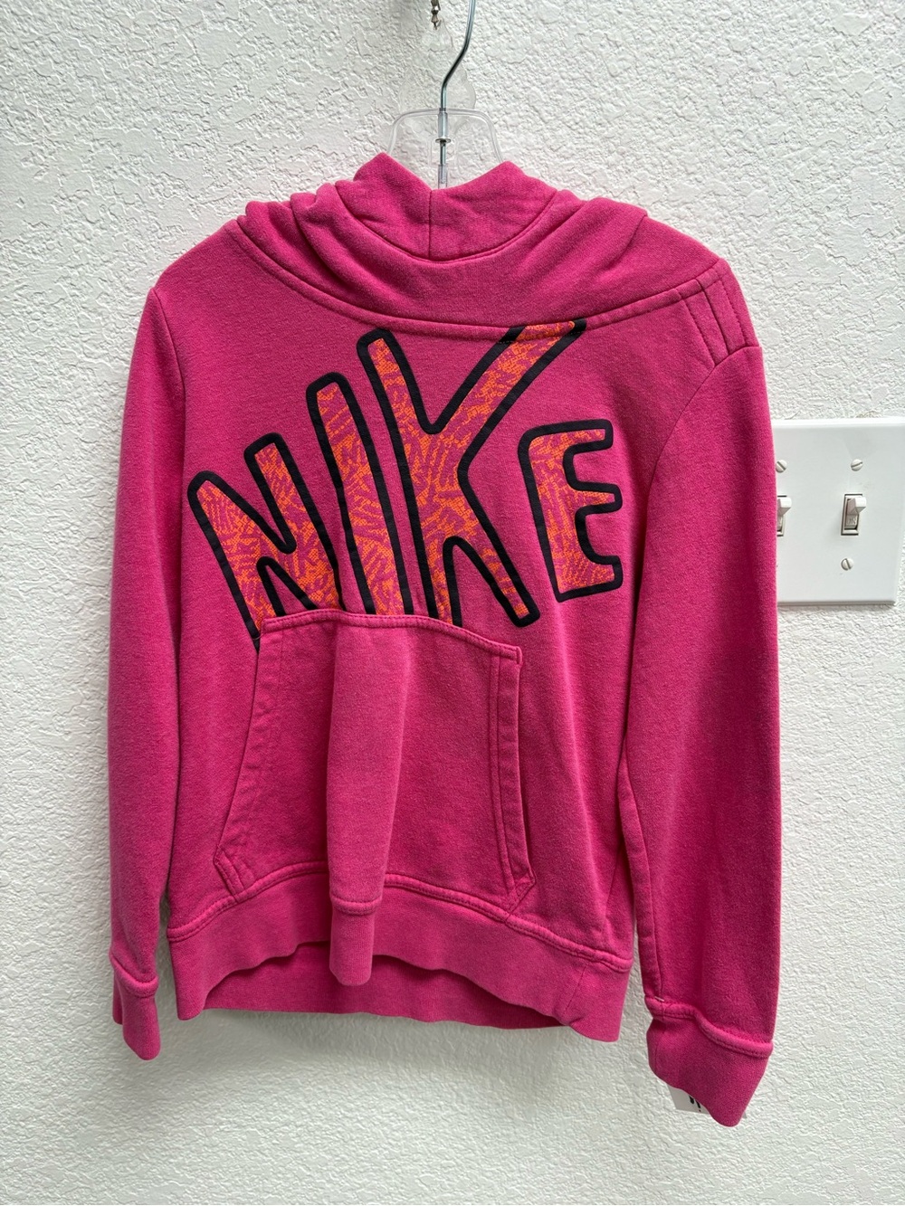 Nike Pink Girls' Pullover Hoodie with Graphic Logo